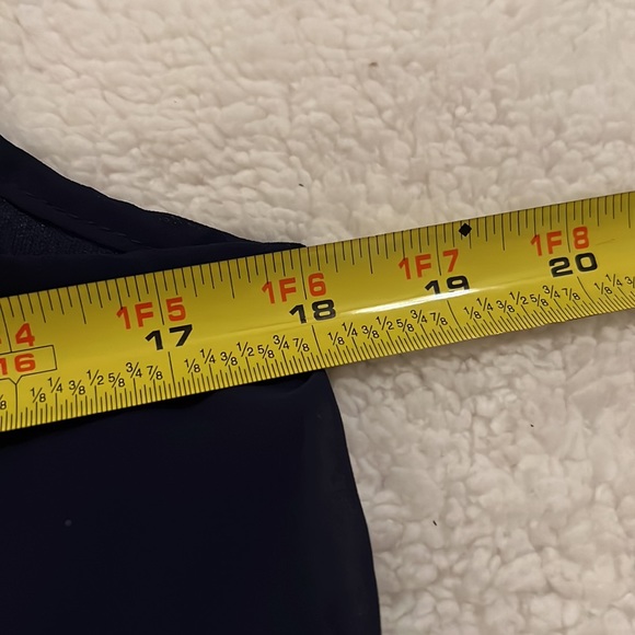 Japna Sleeveless Blouse
Size: Large
Color: Blue - Picture 9 of 9